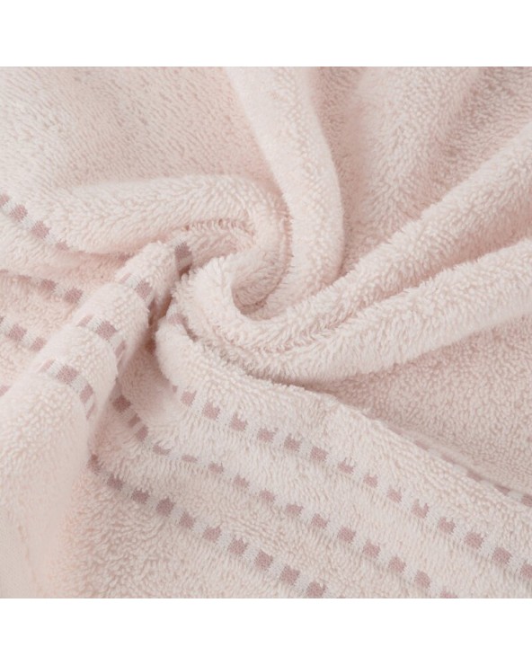 Ręcznik bawełna 70x140 Fiore 07 jasnoróżowy Eurofirany 