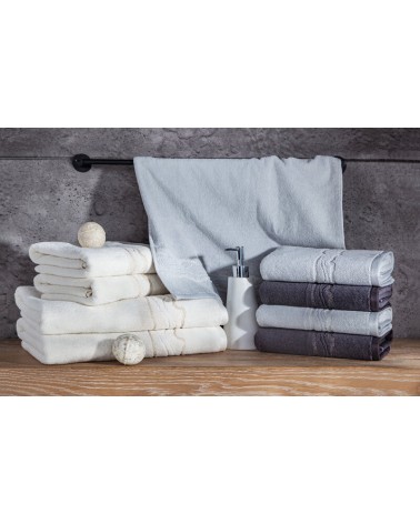 Ręcznik bawełna 70x140 Karin pudrowy Eurofirany