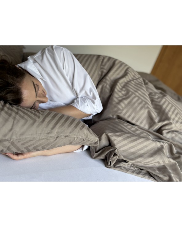 Pościel adamaszek 200x220 + 2x70x80 Geometria brązowa Matex